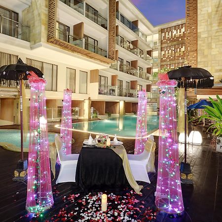 Harper Kuta Hotel By Aston Legian Zewnętrze zdjęcie