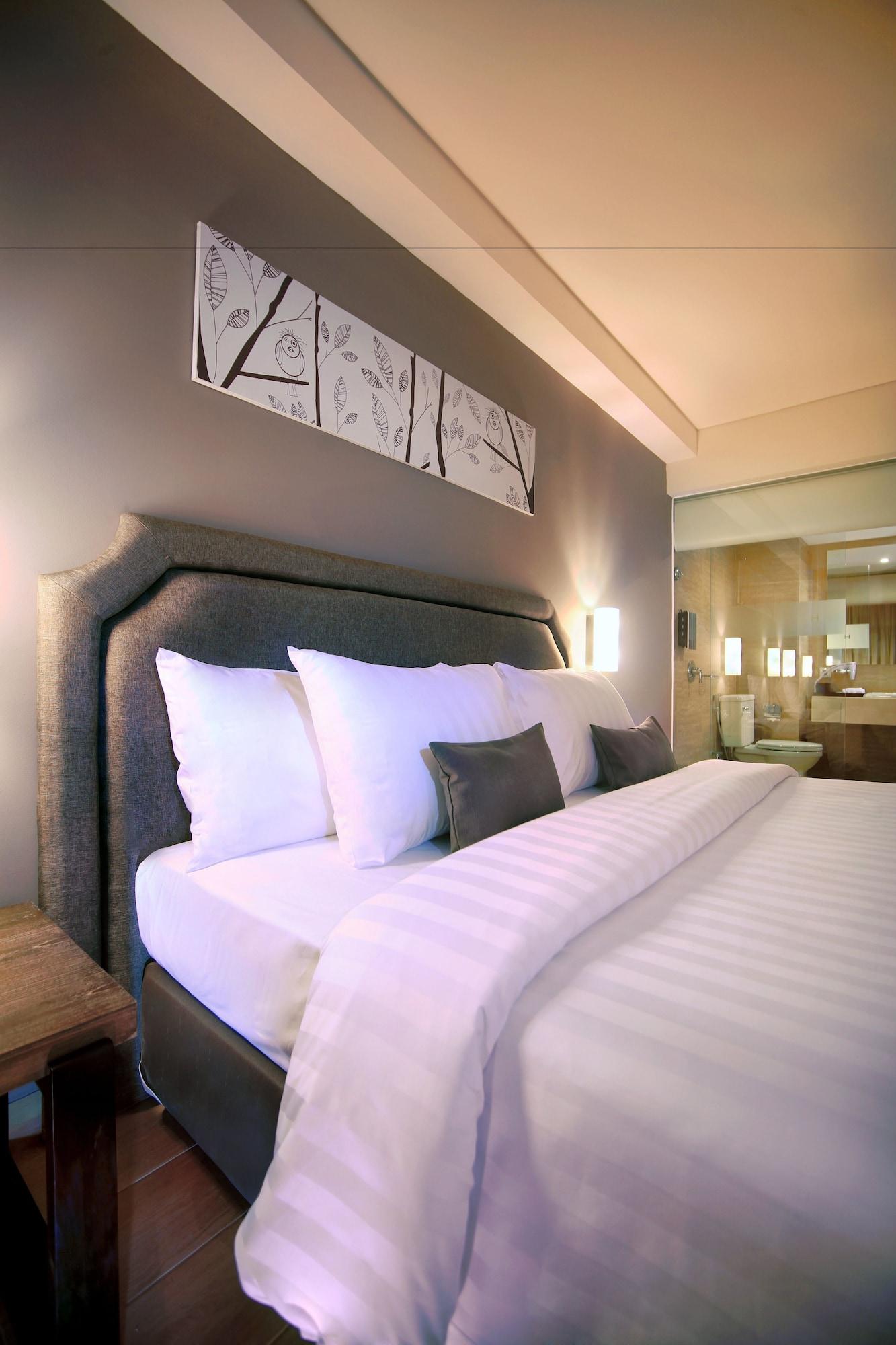 Harper Kuta Hotel By Aston Legian Zewnętrze zdjęcie