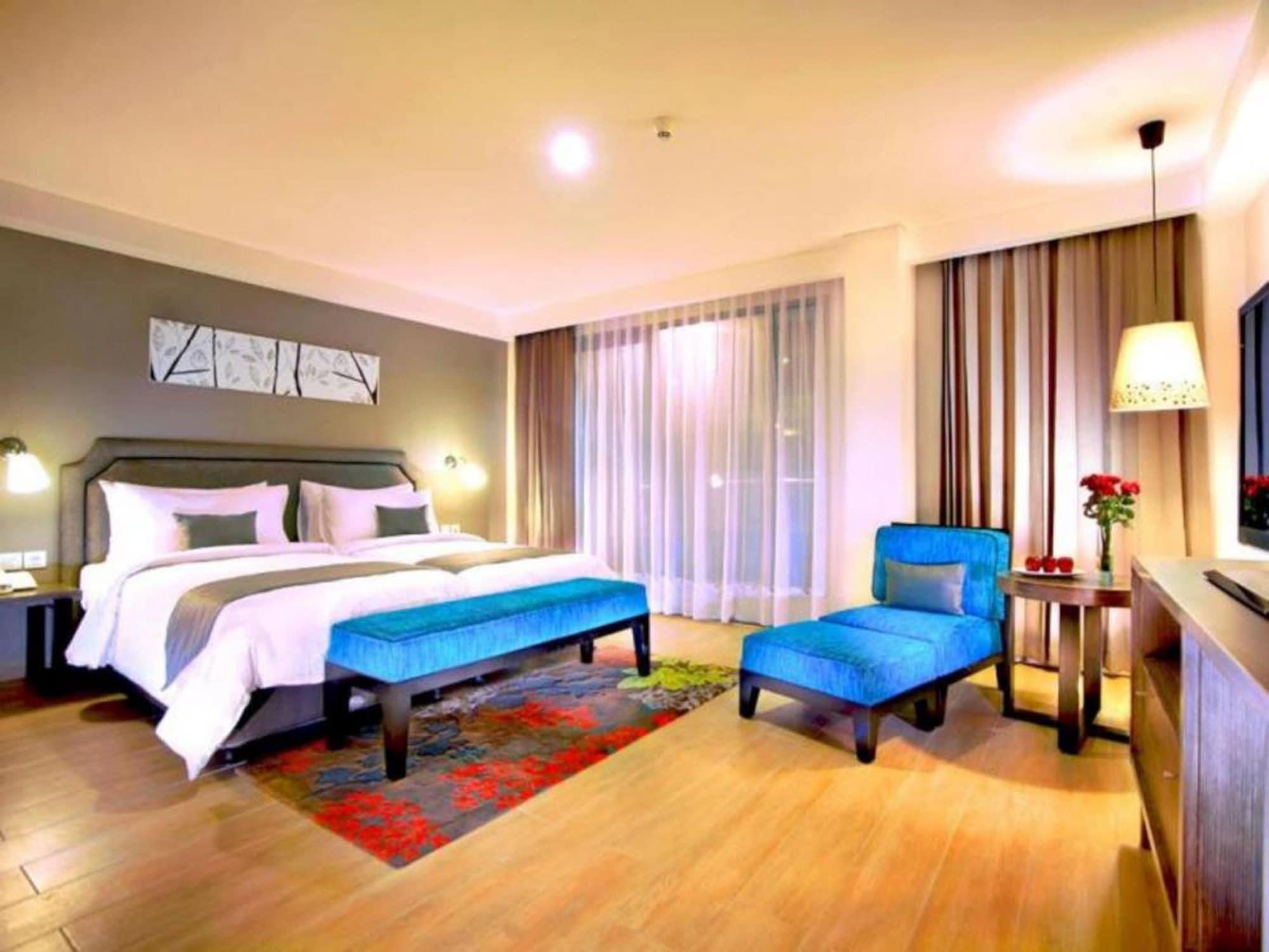 Harper Kuta Hotel By Aston Legian Zewnętrze zdjęcie