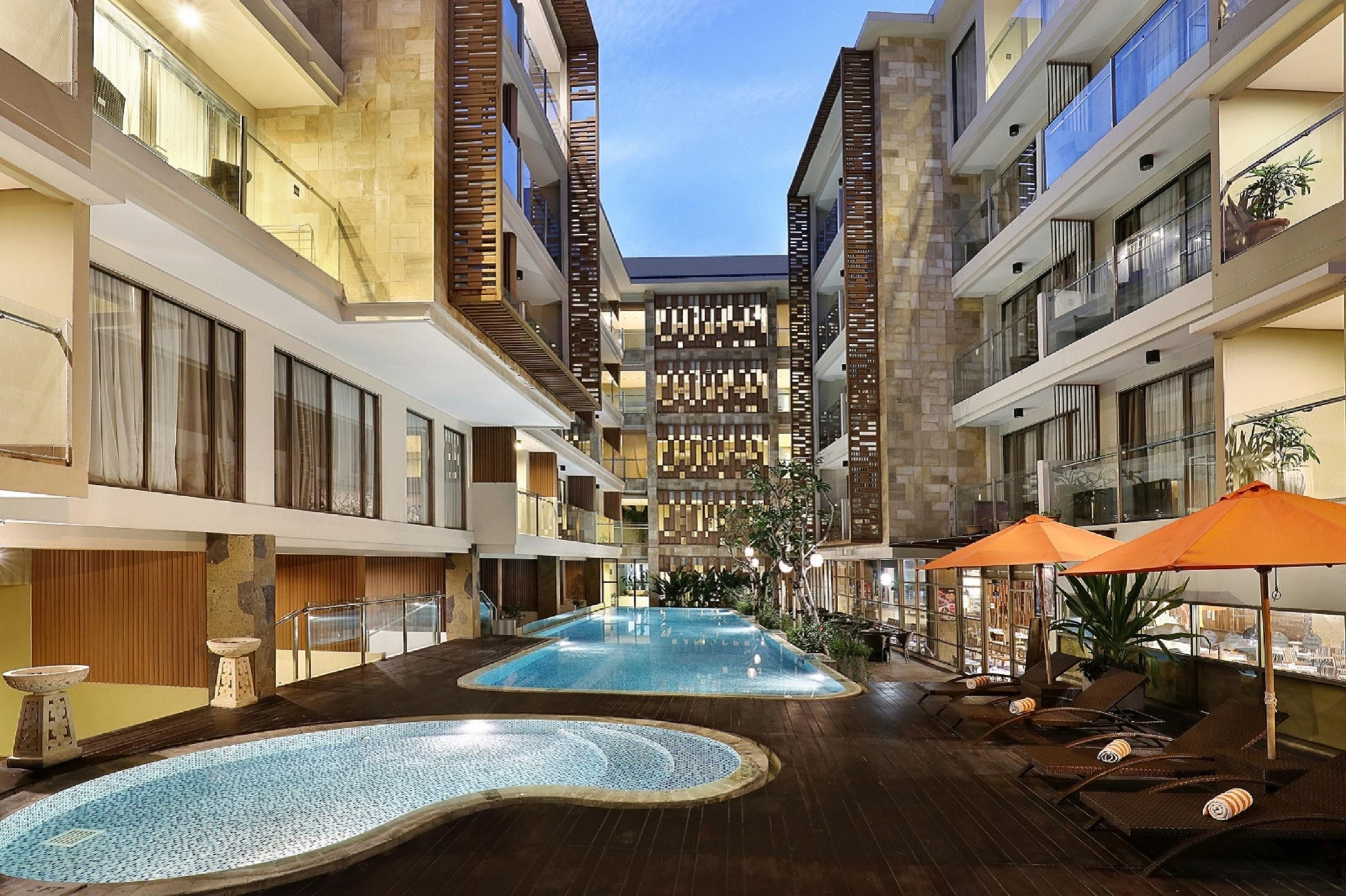 Harper Kuta Hotel By Aston Legian Zewnętrze zdjęcie