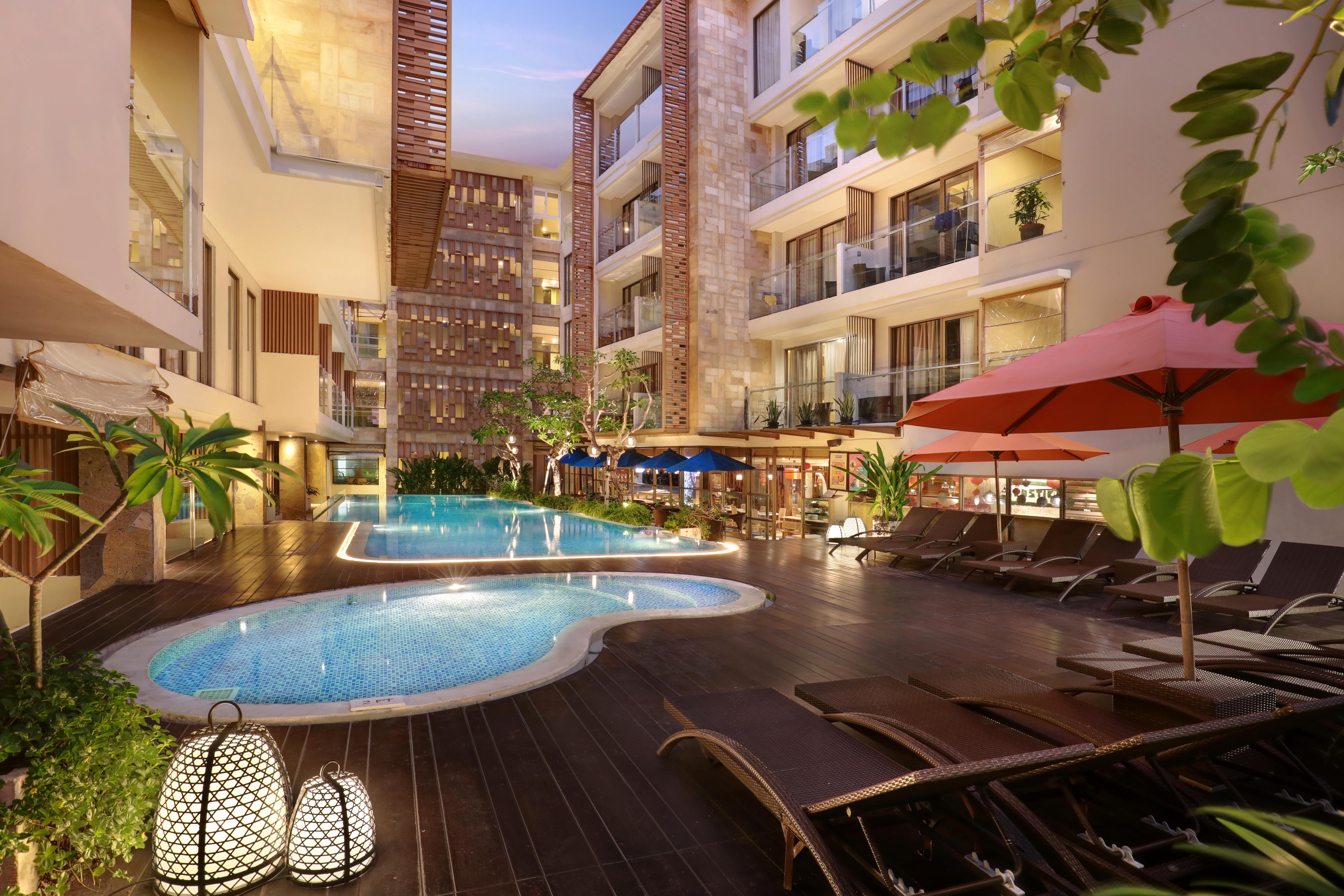 Harper Kuta Hotel By Aston Legian Zewnętrze zdjęcie
