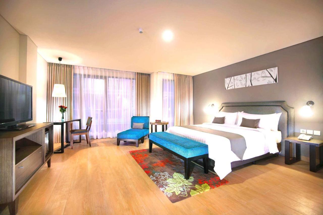 Harper Kuta Hotel By Aston Legian Zewnętrze zdjęcie