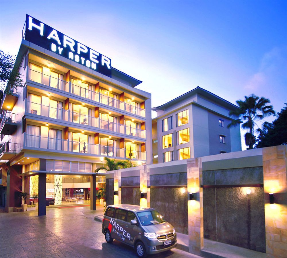 Harper Kuta Hotel By Aston Legian Zewnętrze zdjęcie