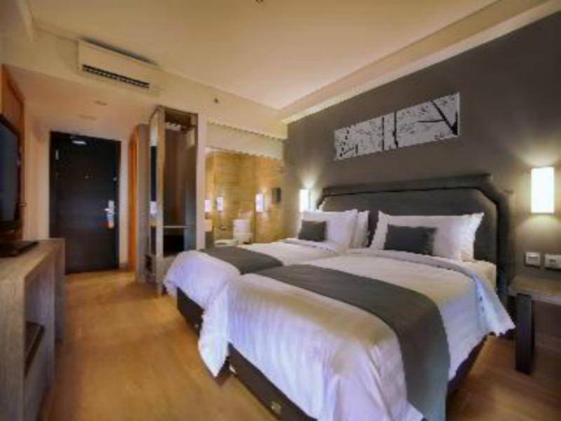 Harper Kuta Hotel By Aston Legian Zewnętrze zdjęcie